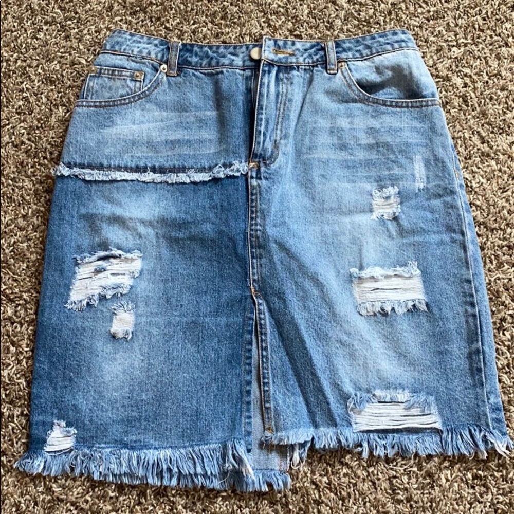 Mid knee light blue Jean skirt